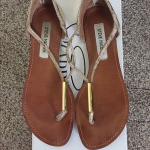 Steve Madden Sandal with snakeskin and gold print